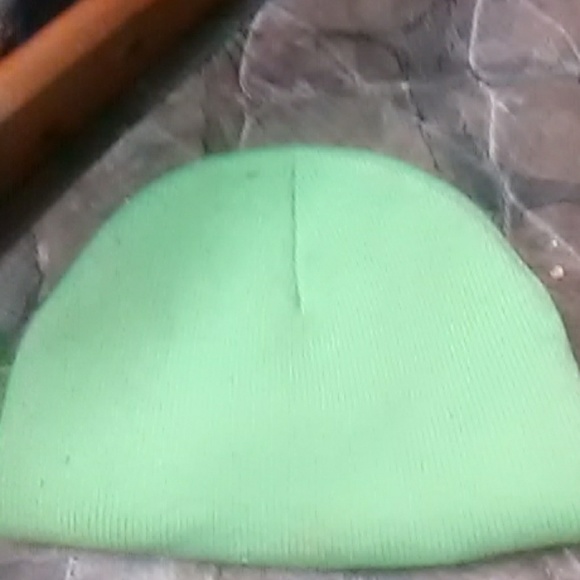 Hat - Picture 1 of 2